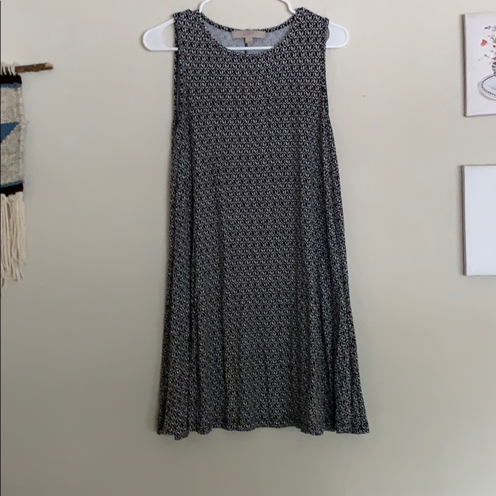 LOFT Flowy Navy and White Sleeveless Dress